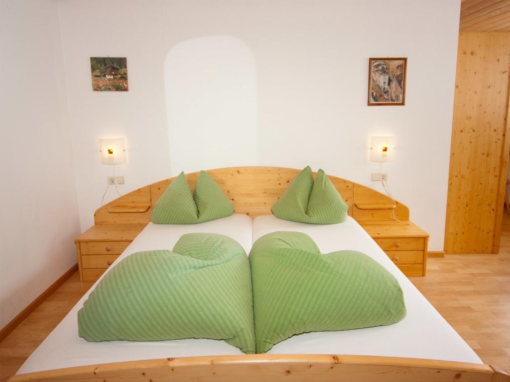 Pension & Appartament Anna Predoi Habitación foto