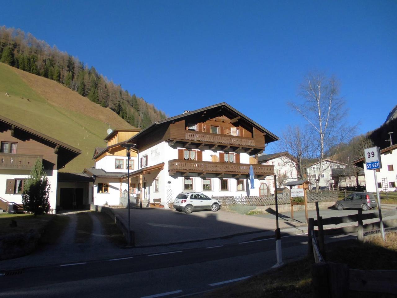Pension & Appartament Anna Predoi Exterior foto